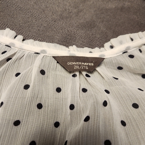 Denver Hayes Woman's 2XL Sheer Black on White Polka Dot Blouse - Picture 2 of 5